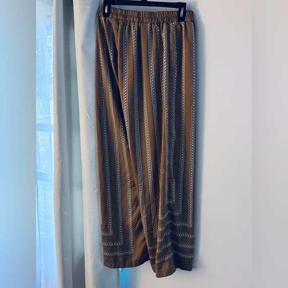 Silk/Satin Pajama Pants - Picture 4 of 8